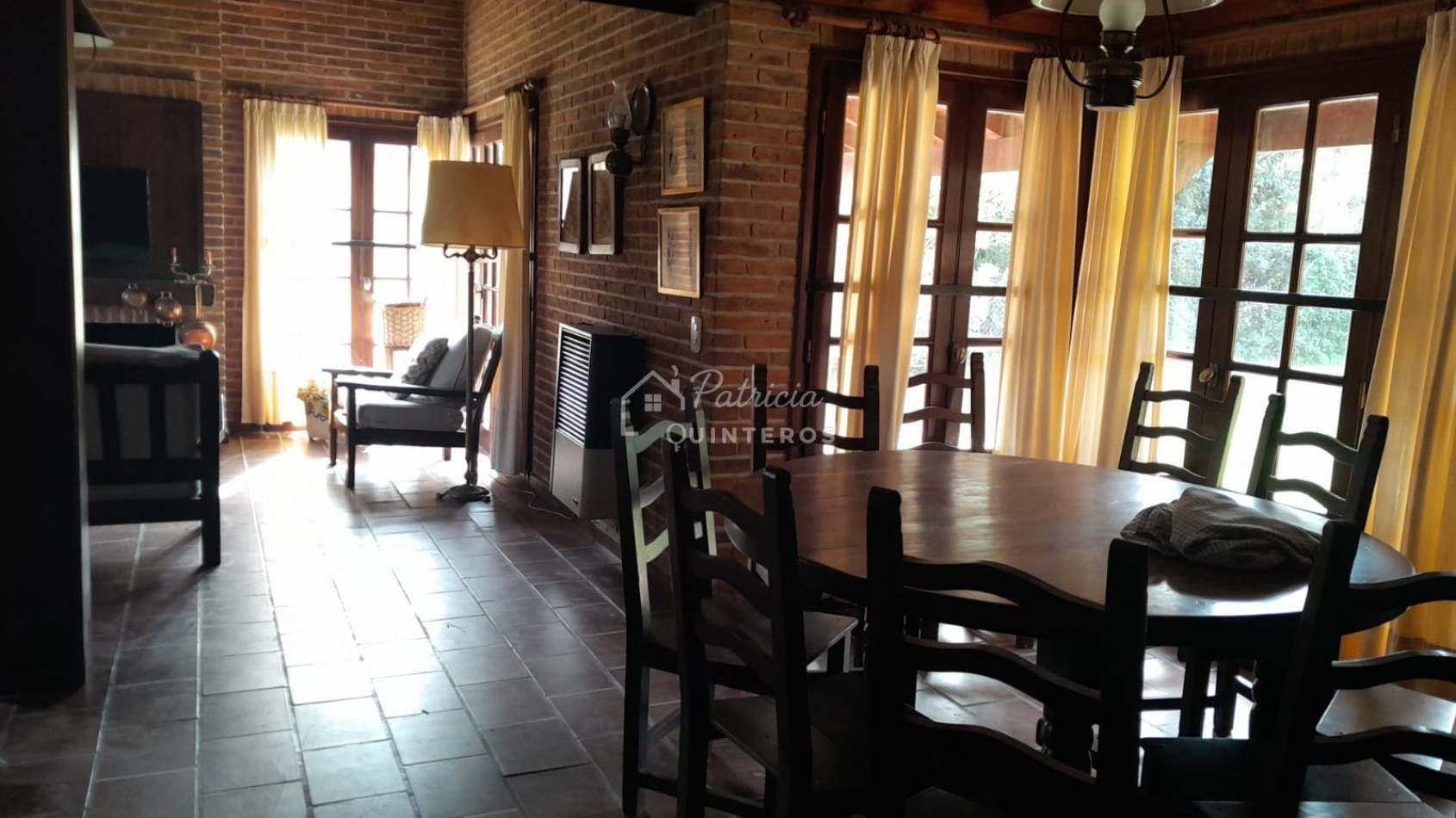 Chalet en alquiler y venta