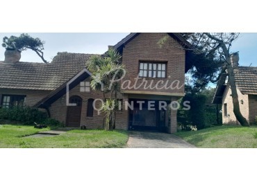 Chalet en alquiler y venta